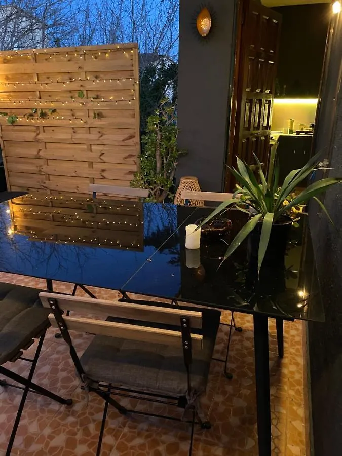 Charming Apartment In A Duplex With Garden & Balcony Cunit 0*,